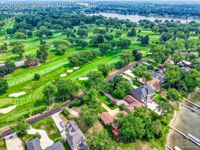 3212 Edgewood Park Drive, Commerce Twp, MI 48382