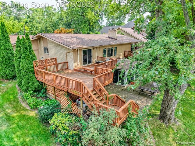 3212 Edgewood Park Drive, Commerce Twp, MI 48382
