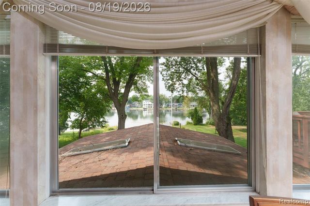 3212 Edgewood Park Drive, Commerce Twp, MI 48382