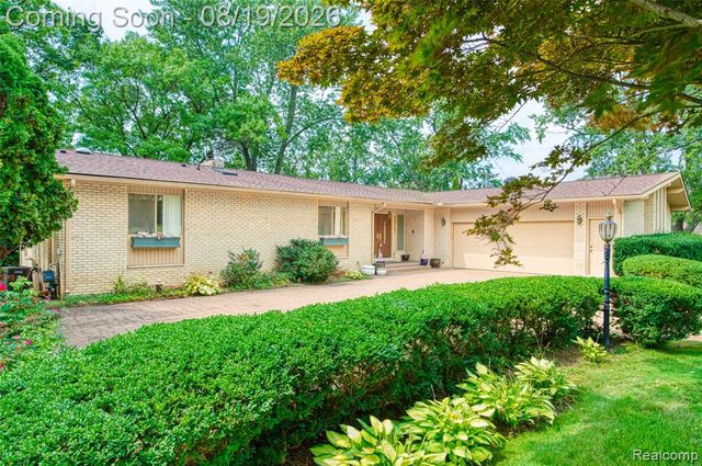3212 Edgewood Park Drive, Commerce Twp, MI 48382