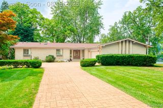 3212 Edgewood Park Drive, Commerce Twp, MI 48382