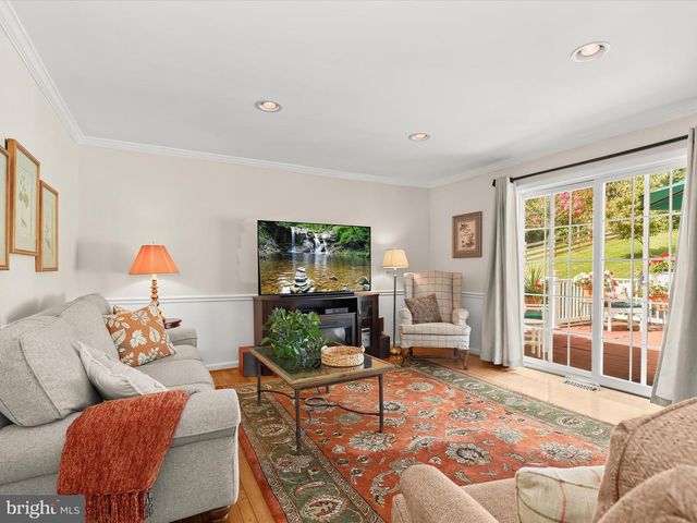 2123 ROUND HILL RD, Fallston, MD 21047