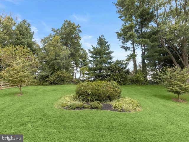 2123 ROUND HILL RD, Fallston, MD 21047