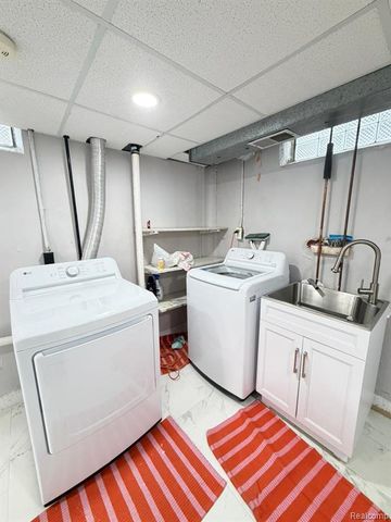 430 Henry Ruff Road, Garden City, MI 48135