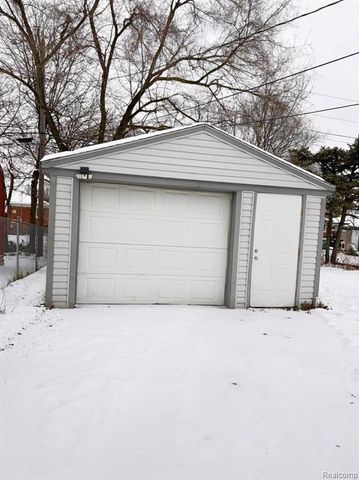 430 Henry Ruff Road, Garden City, MI 48135