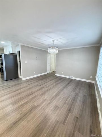 430 Henry Ruff Road, Garden City, MI 48135