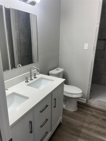 7202 Carver Avenue, Texas City, TX 77591