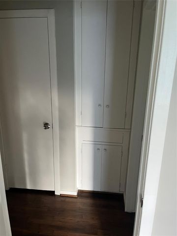 7202 Carver Avenue, Texas City, TX 77591