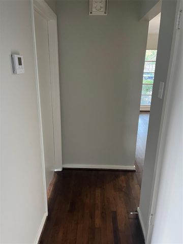 7202 Carver Avenue, Texas City, TX 77591