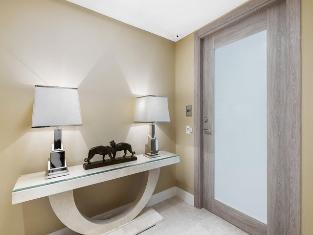 353 Sunset Dr 401, Fort Lauderdale, FL 33301