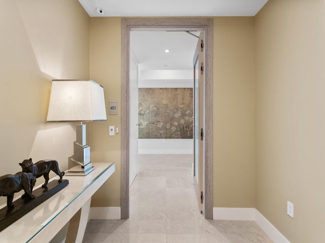 353 Sunset Dr 401, Fort Lauderdale, FL 33301