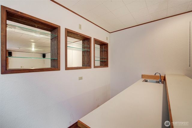 22710 2nd Avenue SE, Bothell, WA 98021