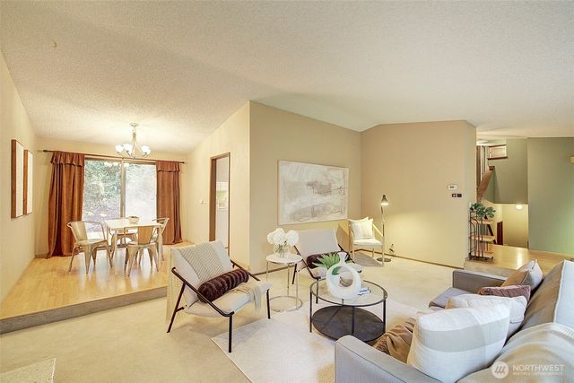 22710 2nd Avenue SE, Bothell, WA 98021