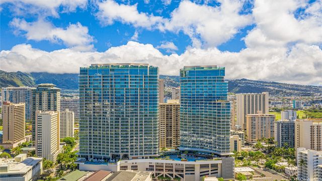 2139 Kuhio Avenue 27th Floor, Honolulu, HI 96815
