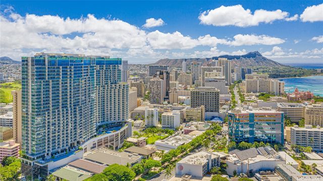 2139 Kuhio Avenue 27th Floor, Honolulu, HI 96815