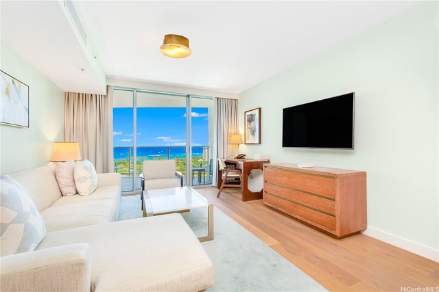 2139 Kuhio Avenue 27th Floor, Honolulu, HI 96815