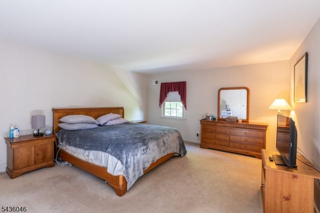 280 Farmer Rd, Bridgewater Twp., NJ 08807