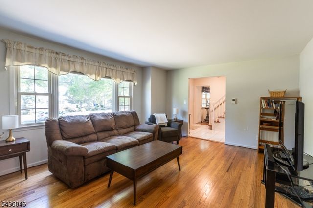 280 Farmer Rd, Bridgewater Twp., NJ 08807