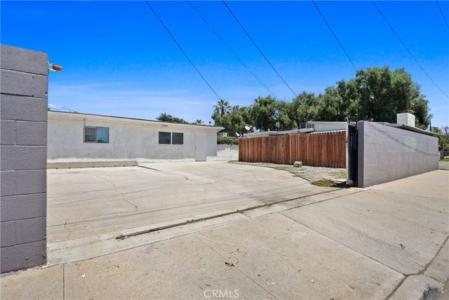 3008 N Arrowhead A, San Bernardino, CA 92405