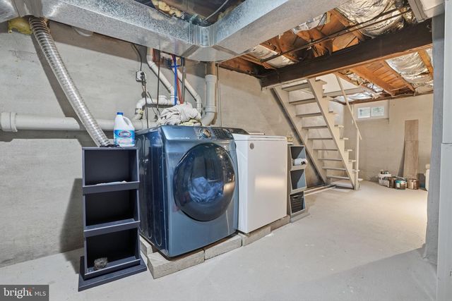 5 WILLOW RD, Lawrence Township, NJ 08648