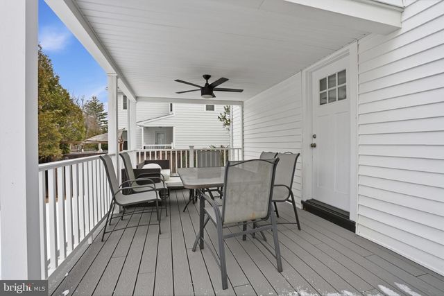 5 WILLOW RD, Lawrence Township, NJ 08648