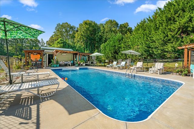 414 South Cove Road, Seneca, SC 29678