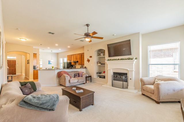 5724 Silverton Avenue, Mckinney, TX 75070