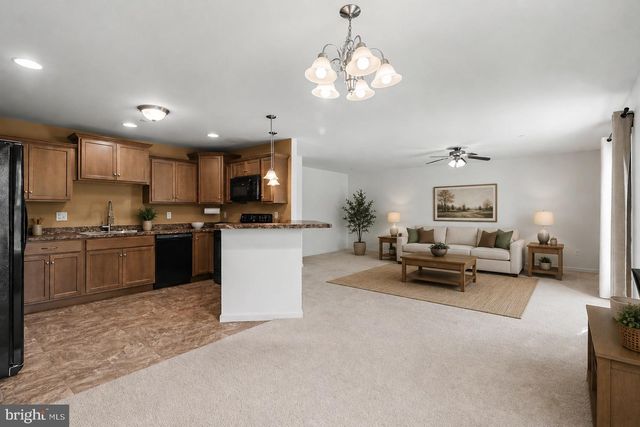 186 BRAEBURN WAY, Palmyra, PA 17078