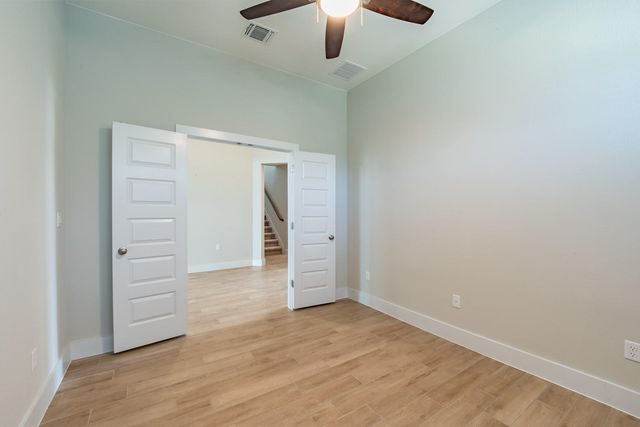 1012 Heartleaf DR, Leander, TX 78641