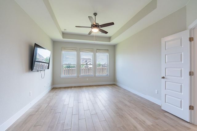 1012 Heartleaf DR, Leander, TX 78641