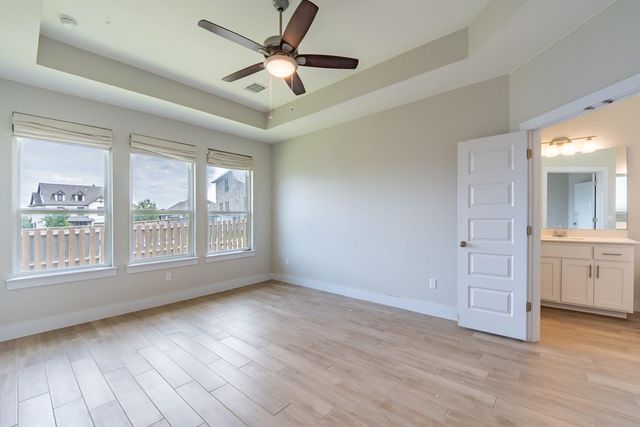 1012 Heartleaf DR, Leander, TX 78641