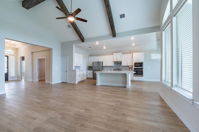 1012 Heartleaf DR, Leander, TX 78641