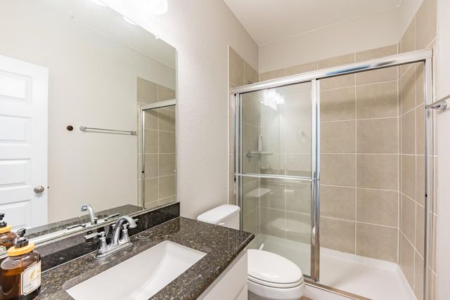 1012 Heartleaf DR, Leander, TX 78641