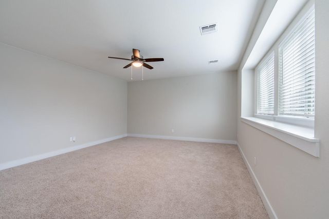 1012 Heartleaf DR, Leander, TX 78641