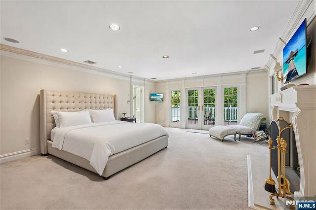 27 Cameron Road, Saddle River, NJ 07458