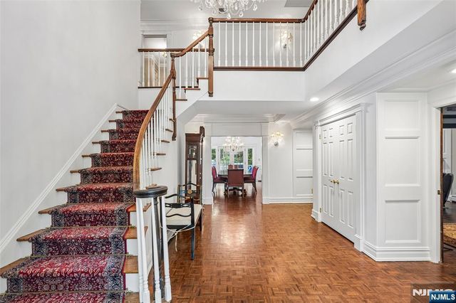 27 Cameron Road, Saddle River, NJ 07458