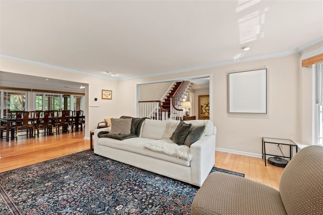 21200 W 13 Mile Road, Beverly Hills, MI 48025