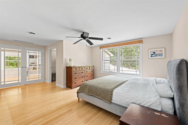 21200 W 13 Mile Road, Beverly Hills, MI 48025