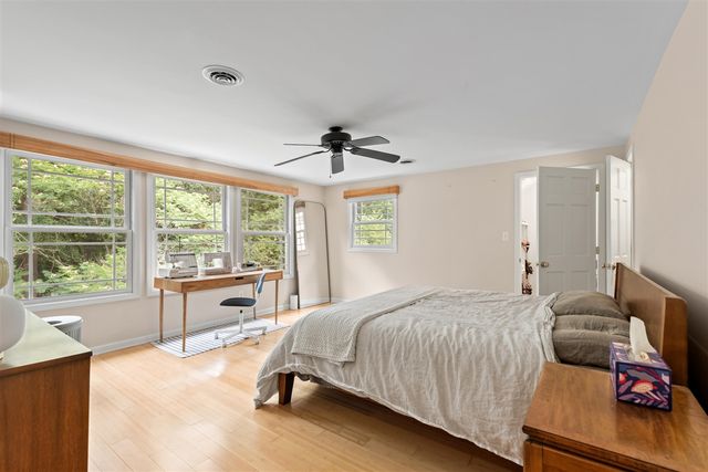 21200 W 13 Mile Road, Beverly Hills, MI 48025