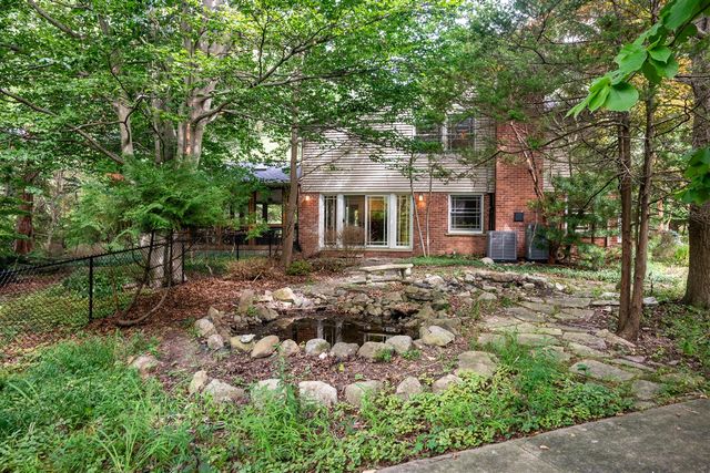 21200 W 13 Mile Road, Beverly Hills, MI 48025