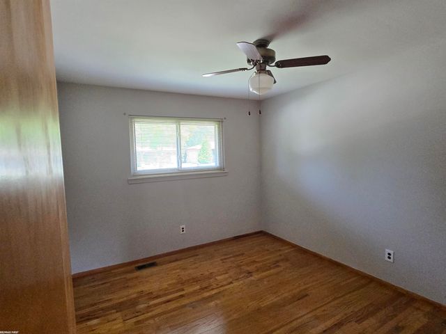 14968 Clemson Drive, Sterling Heights, MI 48313