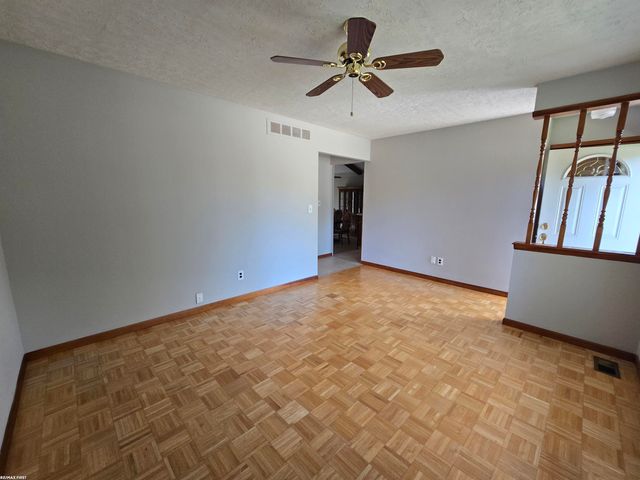 14968 Clemson Drive, Sterling Heights, MI 48313