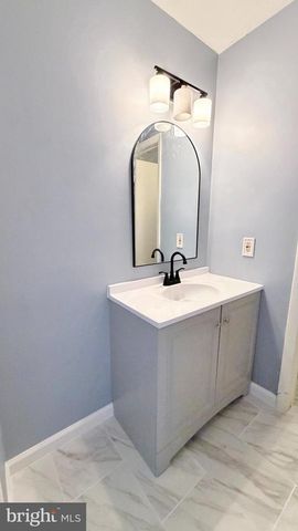 12 HALLVIEW CT, Perry Hall, MD 21128
