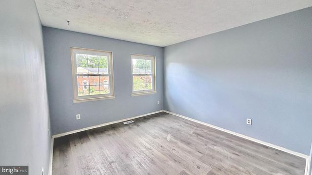 12 HALLVIEW CT, Perry Hall, MD 21128
