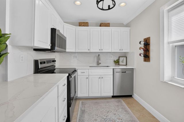 182 Normandy D 182, Delray Beach, FL 33484