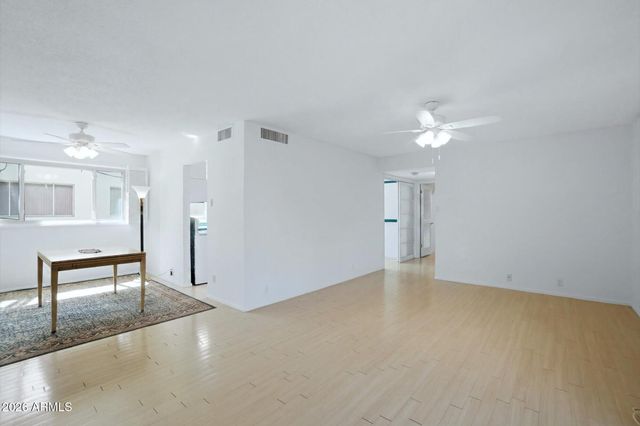 500 W CLARENDON Avenue D6, Phoenix, AZ 85013