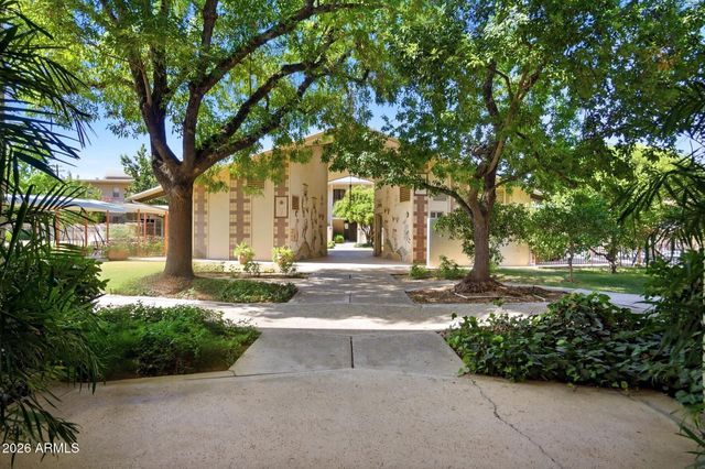 500 W CLARENDON Avenue D6, Phoenix, AZ 85013