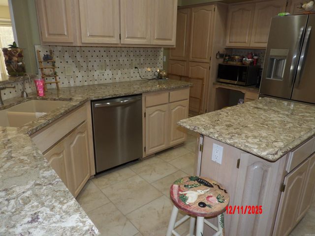 3 RESPLANDOR CT., Hot Springs Village, AR 71909