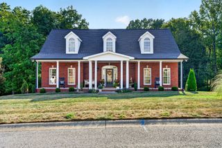 942 S Ridge Trl, Clarksville, TN 37043