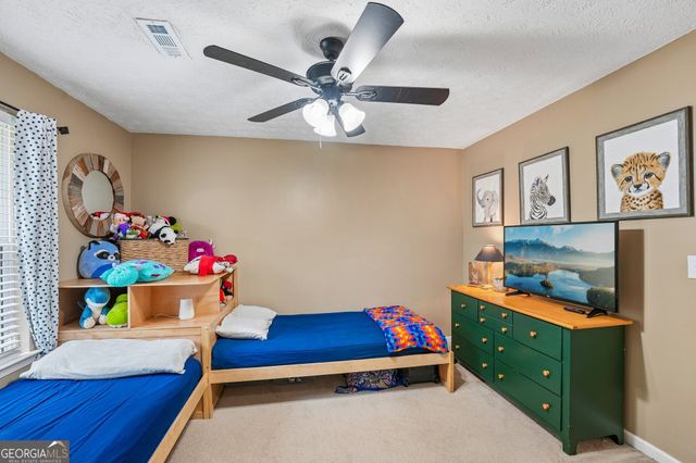 579 Al Roberts Road, Senoia, GA 30276